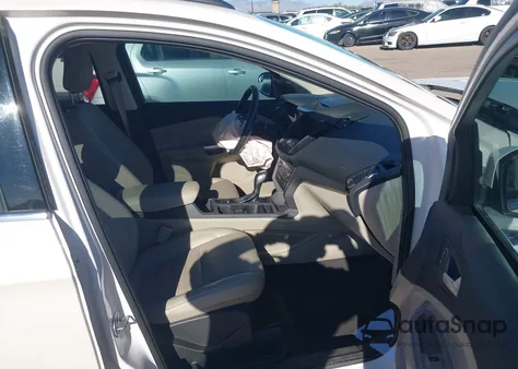 2018 Ford Escape Sel z USA, uszkodzony, nr VIN 1FMCU9HD2JUB45205